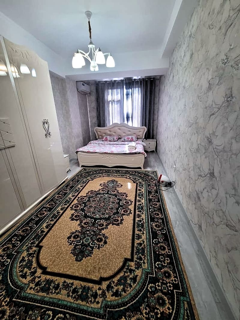 Квартира посуточно Ахунбаева 165, №18, Бишкек — фото 1