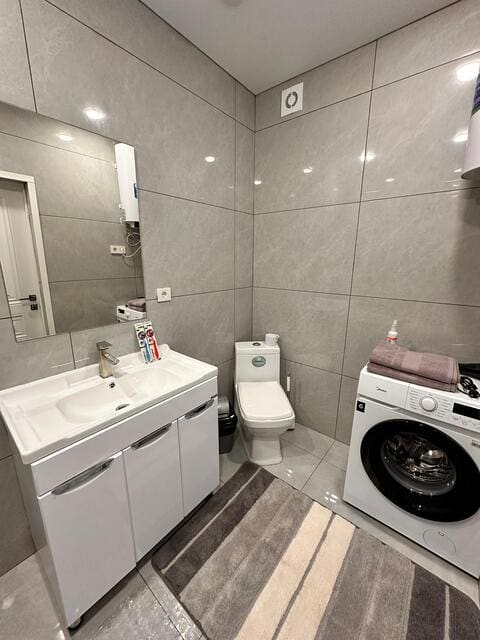 Apartment for rent at Zhumabeka 232, No. 120, Bishkek — photo 4