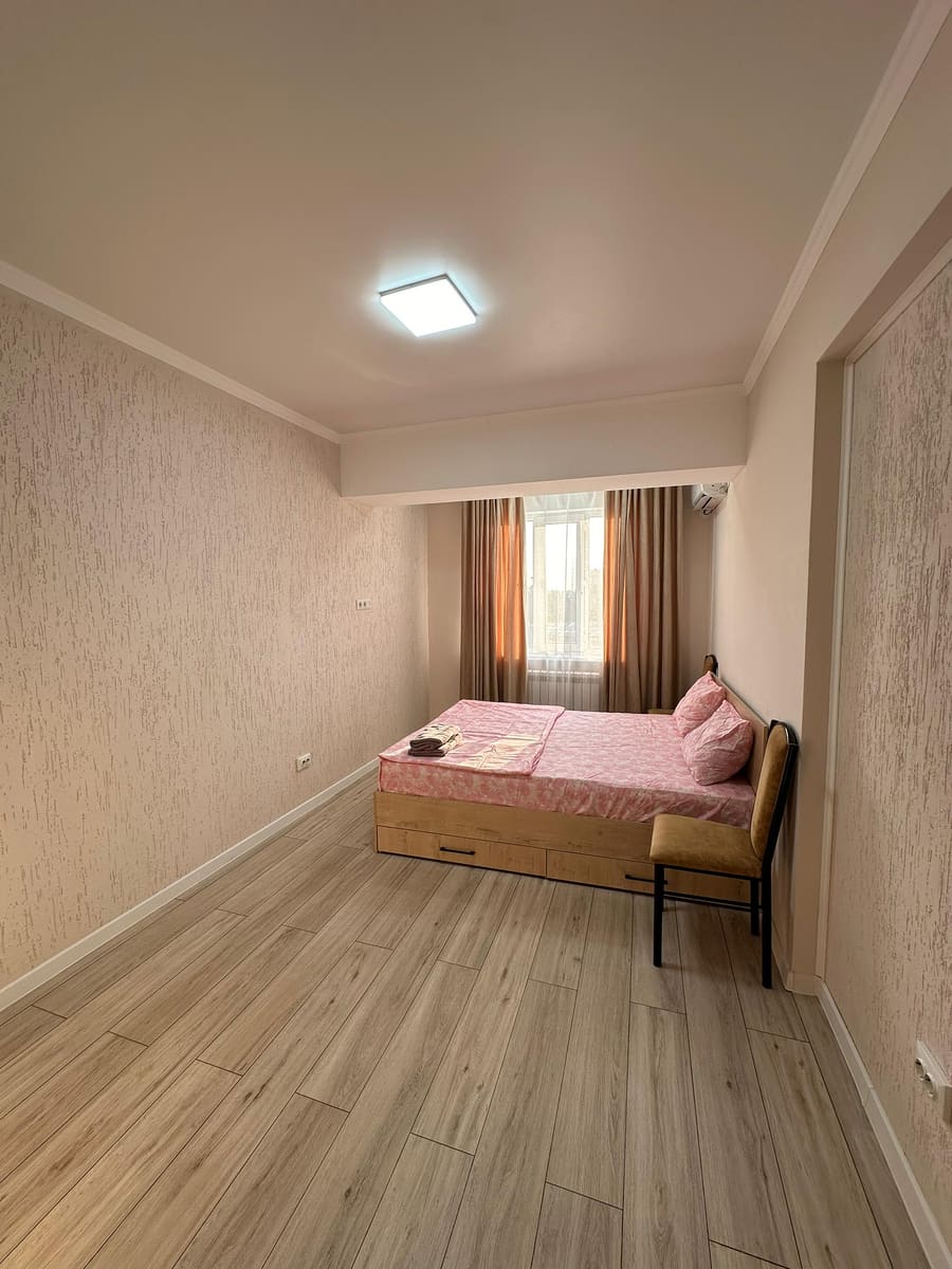 Apartment for rent at Zhumabeka 232, No. 175, Bishkek — photo 2