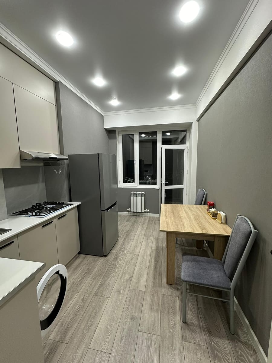 Квартира посуточно Жумабека 239, №49, Бишкек — фото 2